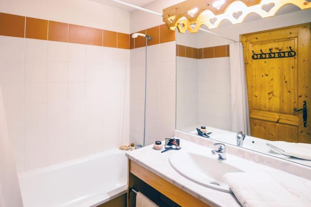 Appartement Rez-De-Chaussee, Cosy T3 4 A 6 Pers Avec Piscines Interieure & Exterieure A Samoens En Haute-Savoie Eksteriør bilde